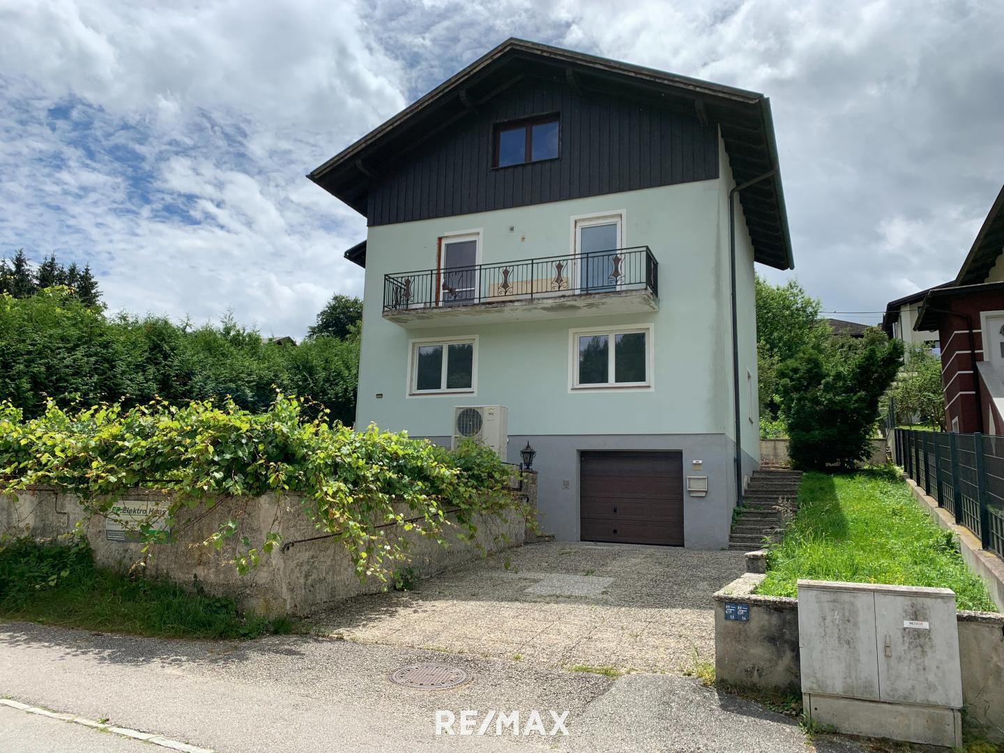 Mehrfamilienhaus zum Kauf 265.000 € 7 Zimmer 186 m²<br/>Wohnfläche 932 m²<br/>Grundstück St. Florian am Inn 4782