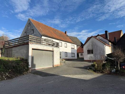 Haus zum Kauf 265.000 € 8 Zimmer 240 m² 1.700 m² Grundstück Höchstädt 4 Höchstädt Betzenstein 91282