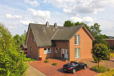 Einfamilienhaus zum Kauf 425.000 € 9 Zimmer 230 m² 1.210 m² Grundstück Tengern Hüllhorst 32609