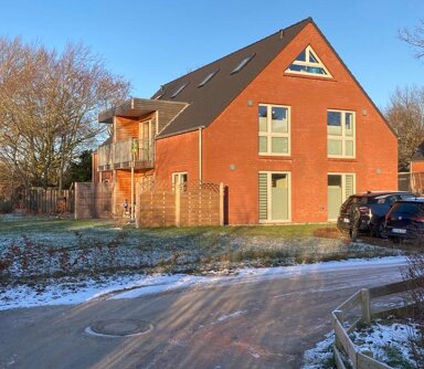 Doppelhaushälfte zur Miete 1.750 € 4,5 Zimmer 135 m² 500 m² Grundstück frei ab 01.02.2025 Lenschweg Halebüll Husum 25813