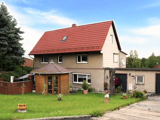 Einfamilienhaus zum Kauf 170.000 € 8 Zimmer 120 m² 1.000 m² Grundstück Remse 08373