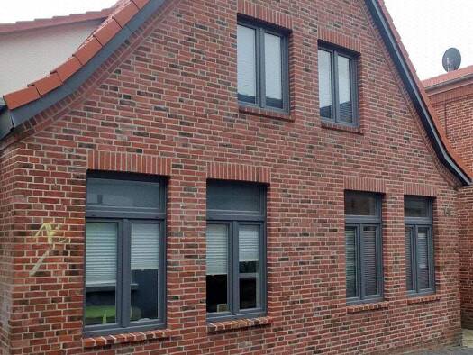 Mehrfamilienhaus zum Kauf als Kapitalanlage geeignet 599.000 € 8 Zimmer 290 m² 270 m² Grundstück Meldorf 25704