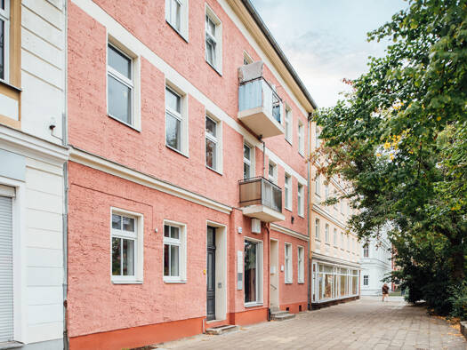 Laden zur Miete provisionsfrei 1.020 € 119,6 m² Verkaufsfläche Alt-Friedrichsfelde 102 a Friedrichsfelde Berlin 10315