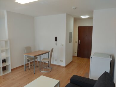 Wohnung zur Miete 725 € 1,5 Zimmer 36,5 m² Geschoss EG/2 Erlangen-Süd Erlangen 91052