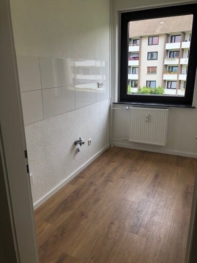 Wohnung zur Miete 454 € 2 Zimmer 56 m² 1. Geschoss Uetzer Straße 91 Burgdorf - Südost Burgdorf 31303