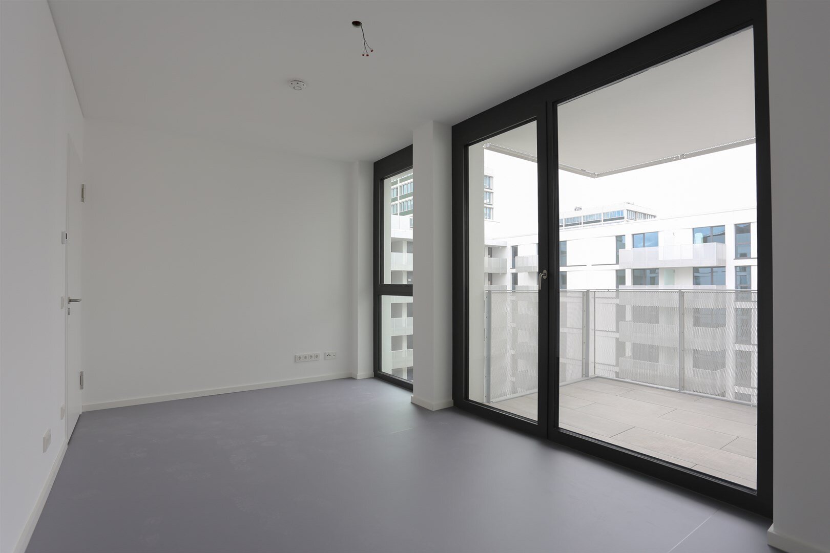 Wohnung zur Miete 2.106,72 € 3 Zimmer 87,8 m²<br/>Wohnfläche 6.<br/>Geschoss Heidestraße 39 Moabit Berlin 10557