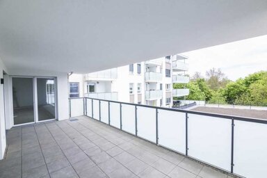 Wohnung zur Miete 700 € 5 Zimmer 154,7 m² frei ab sofort Friedrichsplatz Kochendorf Bad Friedrichshall 74177