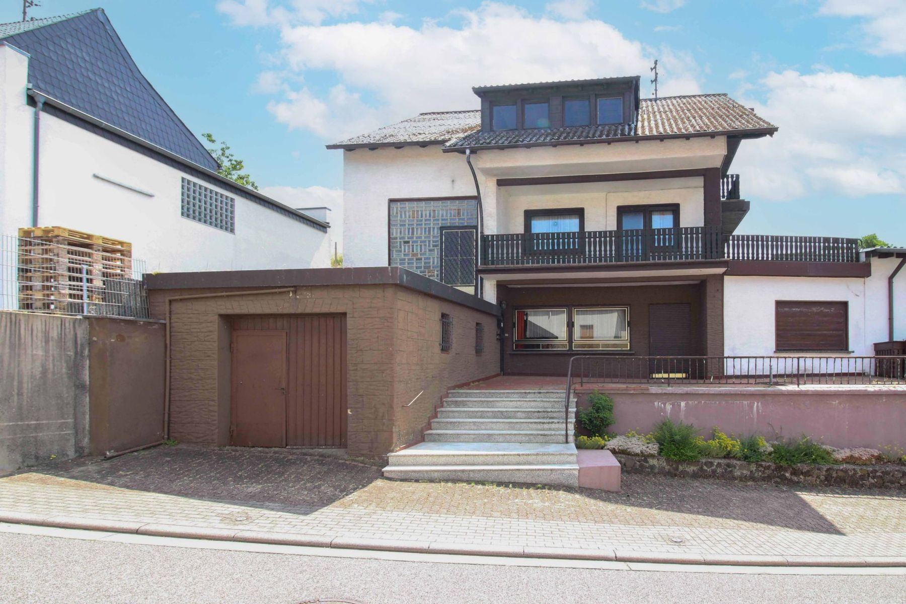 Immobilie zum Kauf 135.000 € 7 Zimmer 243 m²<br/>Fläche 1.431,1 m²<br/>Grundstück Limbach Schmelz 66839