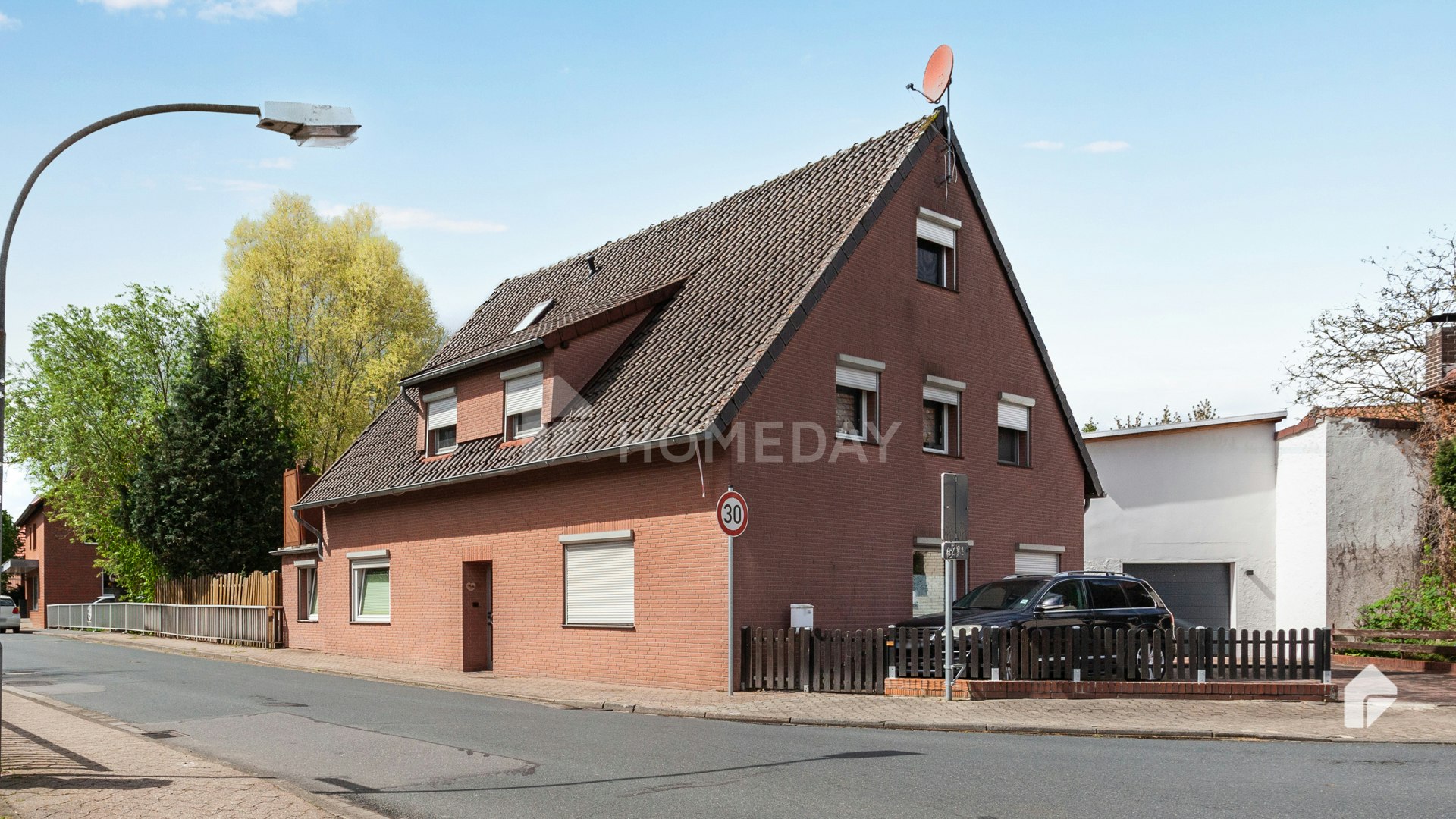 Wohnung zum Kauf 225.000 € 3 Zimmer 97 m²<br/>Wohnfläche Erdgeschoss<br/>Geschoss Weyhausen 38554