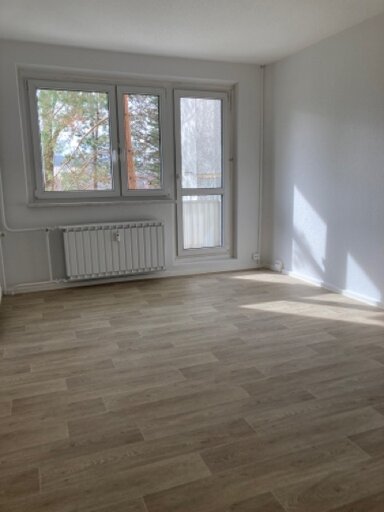 Wohnung zur Miete 273 € 2 Zimmer 44,1 m² 2. Geschoss frei ab 01.03.2025 Stielerstraße 52 Herrenberg Erfurt 99099