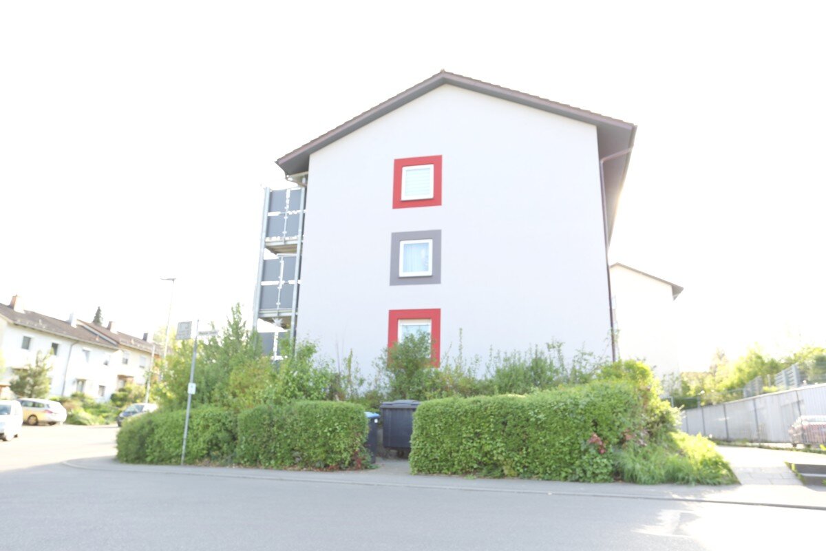 Wohnung zum Kauf 150.000 € 4 Zimmer 69 m²<br/>Wohnfläche 1. Stock<br/>Geschoss Wiesbadener Platz 2 Hörnle Marbach am Neckar 71672