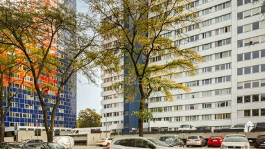 Wohnung zum Kauf 99.000 € 1 Zimmer 38 m² 10. Geschoss Neuehrenfeld Köln 50823