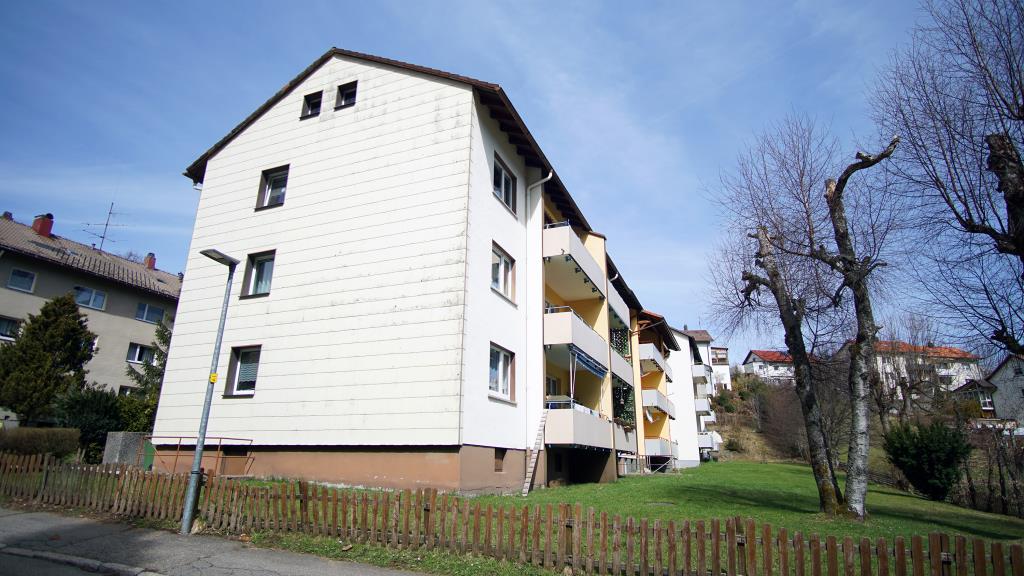 Wohnung zum Kauf als Kapitalanlage geeignet 130.000 € 3 Zimmer 70 m²<br/>Wohnfläche Stadtgebiet Furtwangen 78120