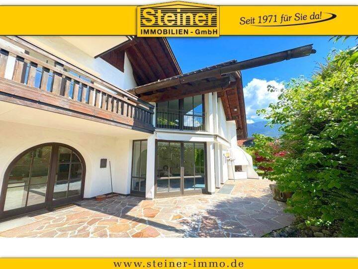 Haus im Haus- ca. 254 m², LIFT, Terrasse, 2 Balkone, Kamin, Wellness-Bereich, Sauna, TG-Box