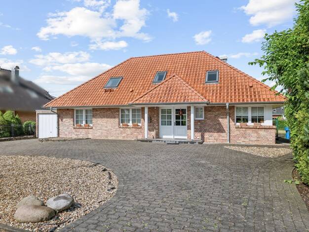 Mehrfamilienhaus zum Kauf 999.000 € 7 Zimmer 233,8 m² 1.521 m² Grundstück Krefeld 47803