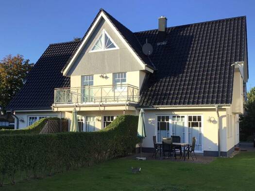 Mehrfamilienhaus zum Kauf 1.590.000 € 9 Zimmer 226,7 m² 850 m² Grundstück frei ab sofort Wyk auf Föhr 25938