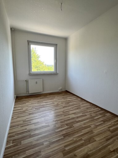 Wohnung zur Miete 420 € 4 Zimmer 87,8 m² 1. Geschoss Jenaer Straße 39 Lusan - Jenaer Straße Gera 07549