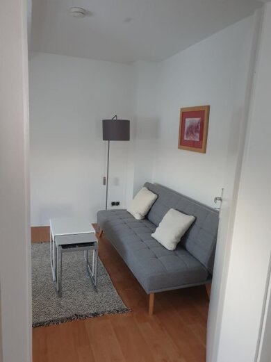 Wohnung zur Miete 895 € 2 Zimmer 34 m² 4. Geschoss Niederrad Frankfurt am Main 60528