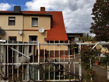 Doppelhaushälfte zum Kauf 73.000 € 3 Zimmer 105 m² 573 m² Grundstück Hegebreite 26 Bernburg Bernburg 06406