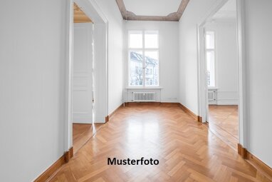 Wohnung zum Kauf Zwangsversteigerung 245.000 € 2 Zimmer 49 m² Bockenheim Frankfurt/Main 60486