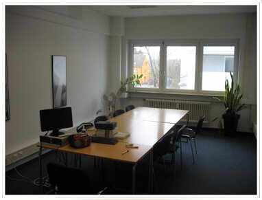 Büro-/Praxisfläche zur Miete 2.500 € 353 m² Bürofläche Schönfeld Erlangen 91058
