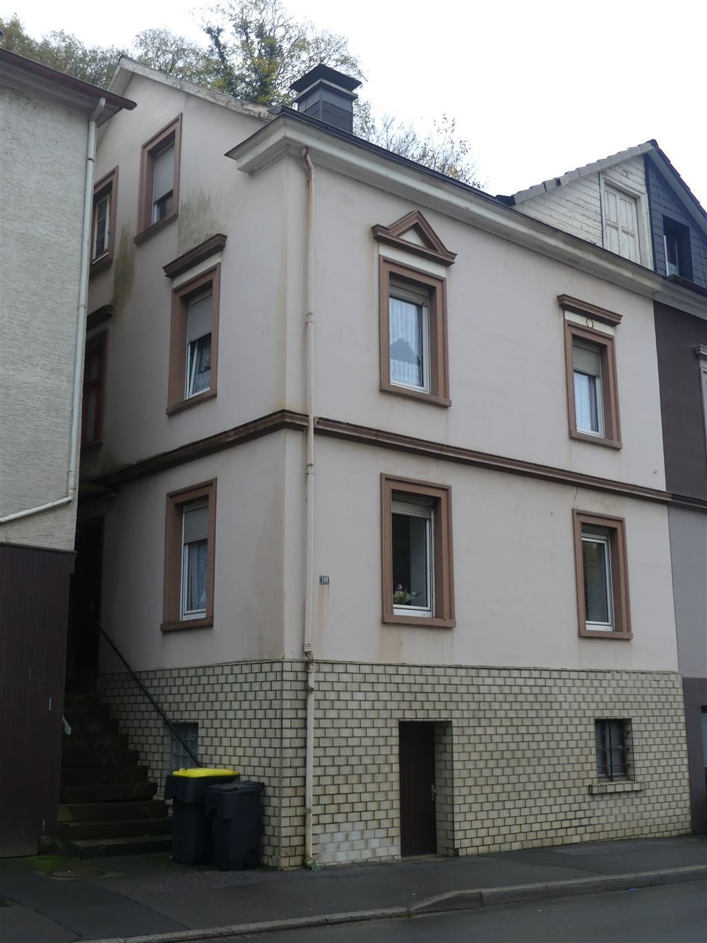 Einfamilienhaus zum Kauf 75.000 € 5 Zimmer 100 m²<br/>Wohnfläche 176 m²<br/>Grundstück Altena Altena , Westf 58762