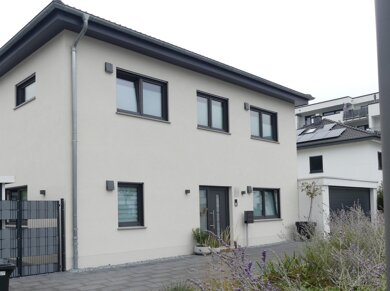 Einfamilienhaus zum Kauf 749.000 € 5 Zimmer 155 m² 452 m² Grundstück Oberlahnstein Lahnstein 56112