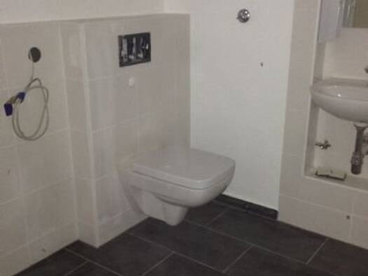 Wohnung zur Miete 760 € 2,5 Zimmer 72 m² Geschoss -1/3 frei ab 01.02.2026 Marburg 35037