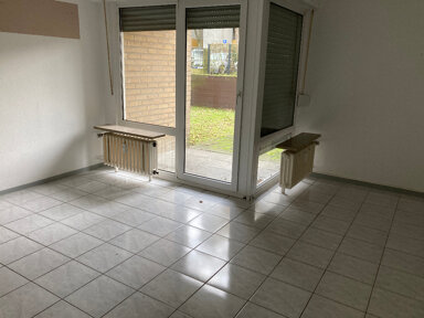 Wohnung zur Miete 331 € 1 Zimmer 36 m² frei ab 01.02.2025 Robert-Grosche-Straße 1 Seeberg Köln 50769