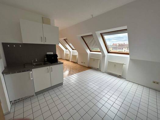 Studio zur Miete 480 € 1 Zimmer 27,7 m² 5. Geschoss frei ab 01.01.2026 Gärten h d Veste Nürnberg 90408