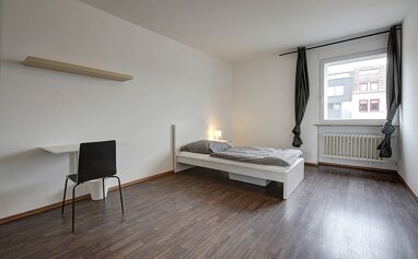 Wohnung zur Miete Wohnen auf Zeit 685 € 4 Zimmer 19,5 m² frei ab 06.01.2025 König-Karl-Straße 84 Cannstatt - Mitte Stuttgart 70372