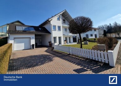 Einfamilienhaus zum Kauf 689.000 € 8 Zimmer 226 m² 700 m² Grundstück Finsing Offenberg 94560