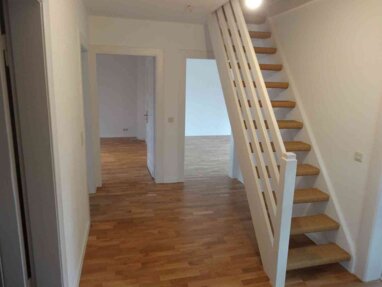 Wohnung zum Kauf Provisionsfrei 170.000 € 4 Zimmer 120 m² Yorckstrasse 79 Stadtwald Krefeld 47800