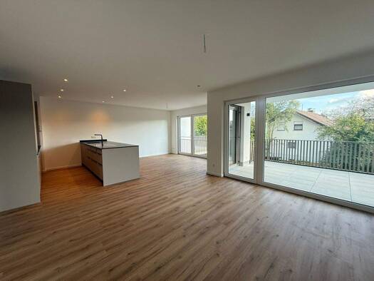 Wohnung zur Miete - Erstbezug 1.744 € 3,5 Zimmer 112,2 m² 1. Geschoss frei ab sofort Staufenstraße 14 Hilzingen 78247