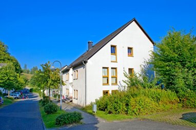 Wohnung zur Miete nur mit Wohnberechtigungsschein 359,45 € 2,5 Zimmer 65,8 m² 2. Geschoss Im Siefchen 3 Reininghausen Gummersbach 51643