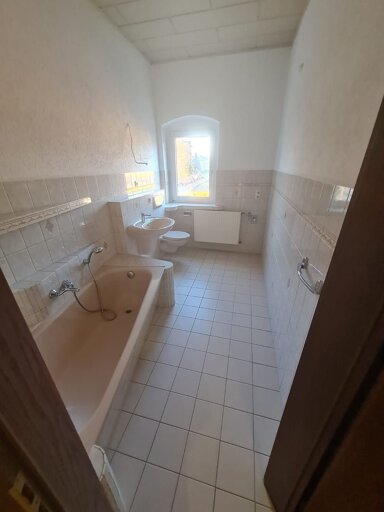 Wohnung zur Miete 580 € 4 Zimmer 110 m² 1. Geschoss frei ab sofort Bahnhofstraße 38 Döbeln Döbeln 04720