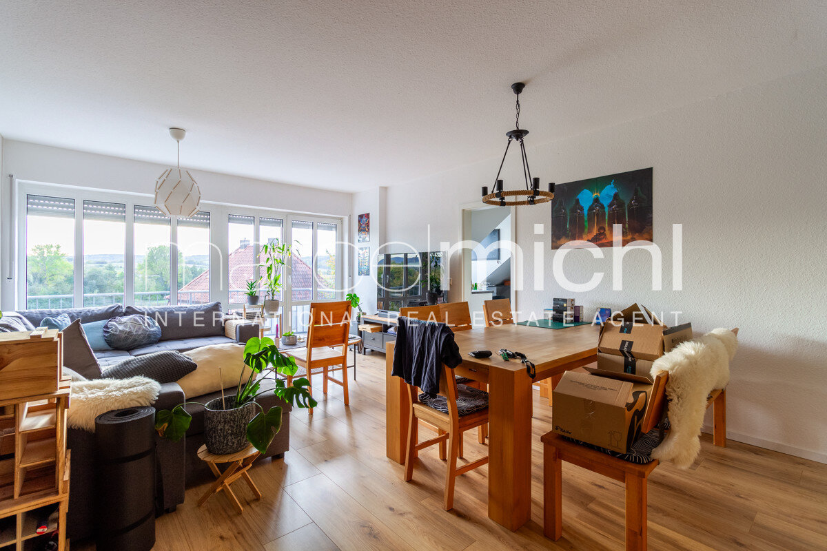 Wohnung zum Kauf provisionsfrei 324.800 € 4 Zimmer 89,9 m²<br/>Wohnfläche EG<br/>Geschoss Retzbach Retzbach 97225