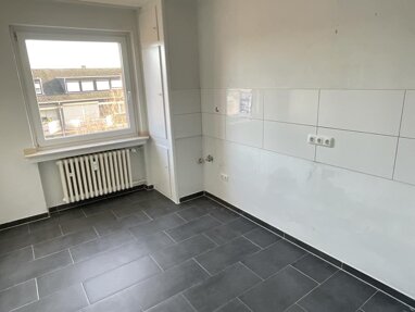Wohnung zur Miete 549 € 3 Zimmer 72 m² 3. Geschoss Weststraße 48 Beeck Duisburg 47139