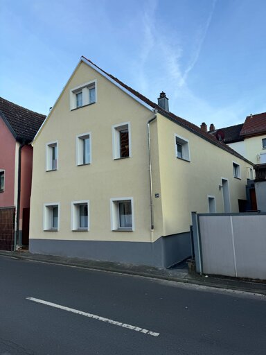 Einfamilienhaus zur Miete 990 € 4 Zimmer 101 m² 188 m² Grundstück Waldbüttelbrunn Waldbüttelbrunn 97297