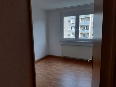 Wohnung zur Miete 307 € 3 Zimmer 55,9 m² 5. Geschoss Himmelreich 49 Wahlbezirk 74 Suhl 98527