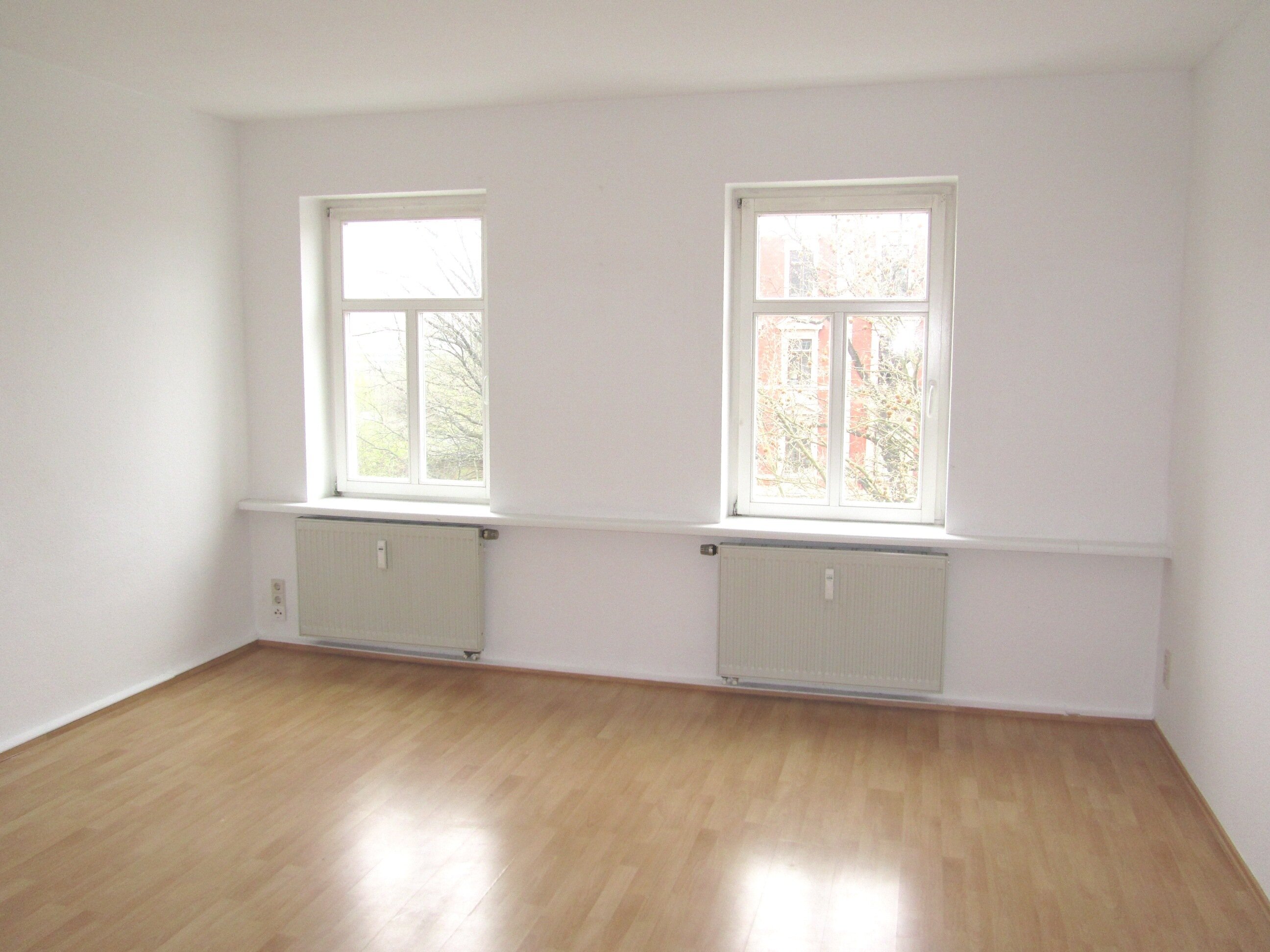 Wohnung zur Miete 415 € 3 Zimmer 75,5 m²<br/>Wohnfläche 3.<br/>Geschoss ab sofort<br/>Verfügbarkeit Straße der Nationen 35 a Zentrum 011 Chemnitz 09111