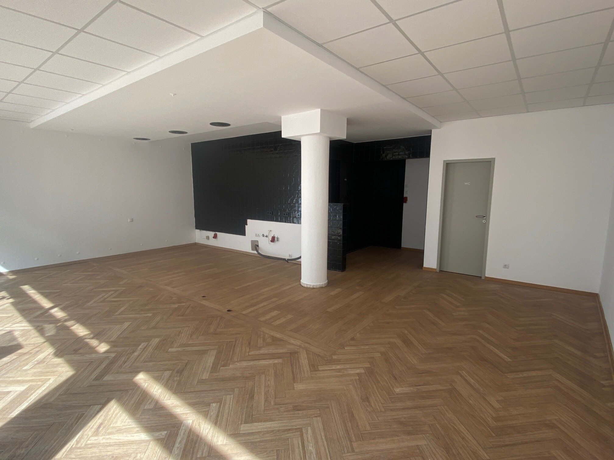 Verkaufsfläche zur Miete 1.500 € 2 Zimmer 70 m²<br/>Verkaufsfläche Wilhelminenschule Schleswig 24837