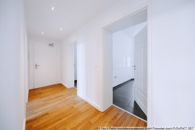 Wohnung zur Miete 618 € 2 Zimmer Uhlandstraße 16 Olvenstedter Platz Magdeburg 39108