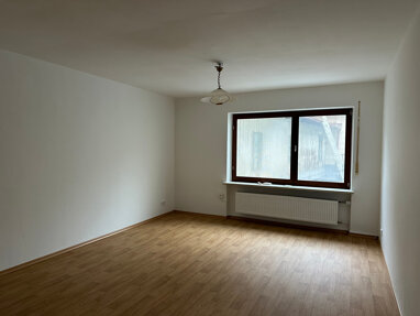 Wohnung zur Miete 480 € 2 Zimmer 50 m² 1. Geschoss Planungsbezirk 102 Straubing 94315