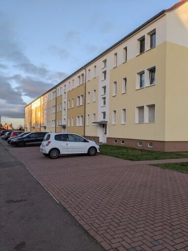 Wohnung zur Miete 285 € 2 Zimmer 47,1 m² 2. Geschoss Reinhold-Schmidt-Straße 8 Zörbig Zörbig 06780