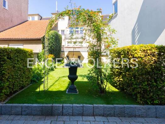 Einfamilienhaus zum Kauf 795.000 € 5 Zimmer 162 m² 209 m² Grundstück Altstadt Weimar 99423
