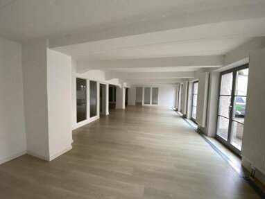 Bürogebäude zur Miete 11 € 179,5 m² Bürofläche teilbar ab 179,5 m² Altstadt / Innenstadt 15 Fürth 90762