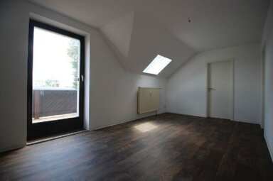 Wohnung zur Miete 593 € 5 Zimmer 109,9 m² 2. Geschoss Pausaer Straße 2a Mehltheuer Rosenbach/Vogtland 08539