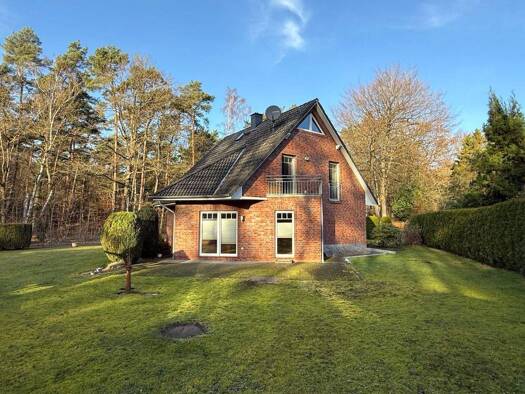 Einfamilienhaus zur Miete 1.850 € 4 Zimmer 126 m² 1.500 m² Grundstück frei ab sofort Neu Wulmstorf 21629