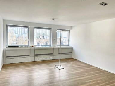 Bürofläche zur Miete 24 € 291,8 m² Bürofläche teilbar ab 291,8 m² Westend - Süd Frankfurt am Main 60325